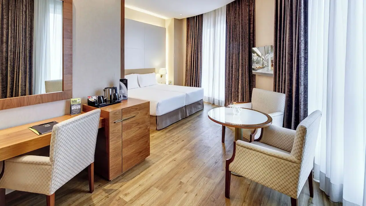 Sercotel Sorolla Palace